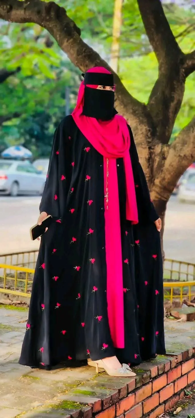 Premium Embroitare Abaya